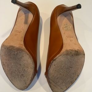 Gucci Shoes - Gucci Peep Toe Pump Gucci Shoes - Gucci Peep Toe Pump
